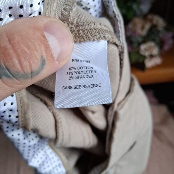 Maurices Womens 3/4S Khaki Stretch Slim Dress Pants Zipper Button Pocket Adult - Picture 9 of 10